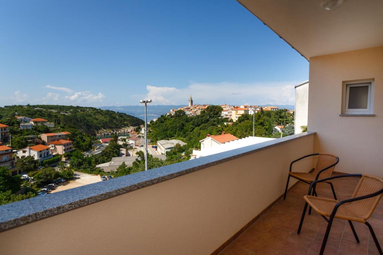 Villa Mirela Apartment Vrbnik Exterior photo